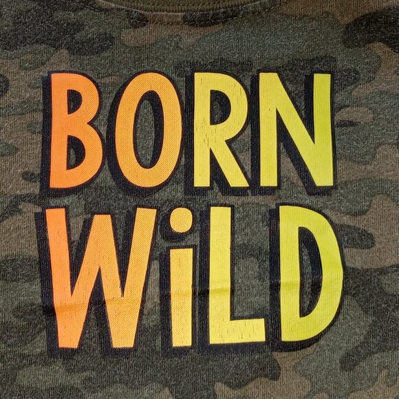 🎯 10 for $10 / 18 Month Baby Boy Onesie, Born Wild, Garanimals, Camouflage - Picture 5 of 8